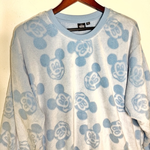 Disney Mickey Mouse Sherpa fleece light blue sweater size XL NWT - Picture 3 of 9